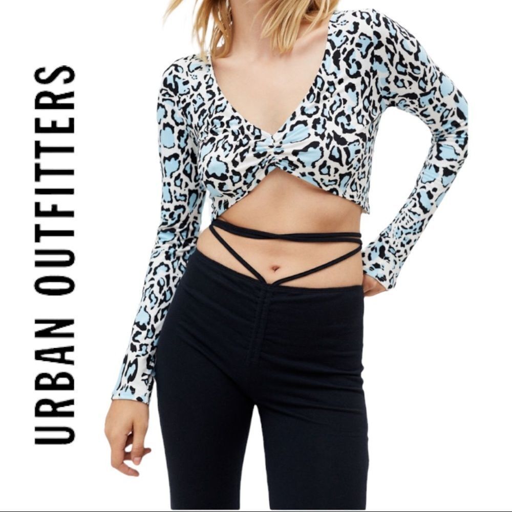 NEW Urban Renewal Remnants Y2K Cheetah Cropped Shirt Top L